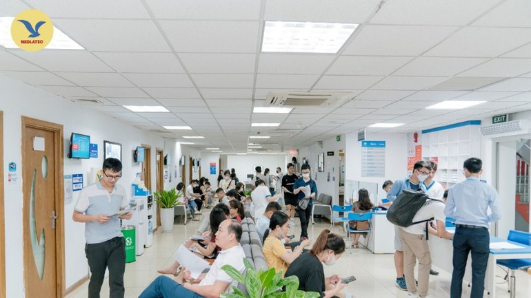 Bệnh viện cung cấp đa dạng dịch vụ, đáp ứng nhu cầu chăm sóc sức khỏe toàn diện cho người dân. picture4-4279.jpg