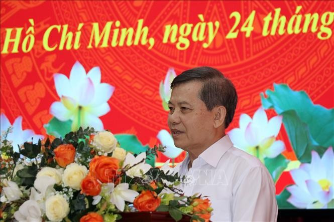 vna-potal-gop-y-du-thao-bao-cao-phong-chong-tham-nhung-lang-phi-tieu-cuc-nhiem-ky-dai-hoi-xiii-cua-dang-stand-1.jpg
