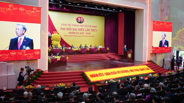 Đại hội đại biểu Đảng bộ Thành phố Hồ Chí Minh lần thứ I, nhiệm kỳ 2025-2030 khai mạc sáng 14/10. (Ảnh: TTXVN) z7114879868534-872b730c7183dba6ef41055ddb3a94c9-6128.jpg