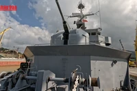 [Video] 75 phút trên tàu hải quân Pháp đang thăm cảng Tiên Sa