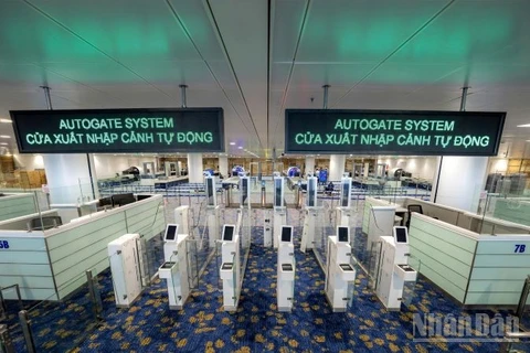 Làn xuất nhập cảnh tự động Nhà ga T2 Nội Bài mở rộng.