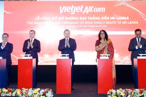 Hãng hàng không Vietjet chính thức công bố đường bay thẳng giữa Thành phố Hồ Chí Minh và Colombo tại Diễn đàn Hợp tác Thương mại, đầu tư và du lịch Việt Nam-Sri Lanka, dưới sự chứng kiến của Tổng Bí thư, Chủ tịch nước Tô Lâm.