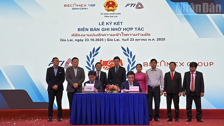 Công ty Cổ phần Becamex Bình Định ký kết biên bản ghi nhớ hợp tác với đối tác Thái Lan. ndo_tr_a2.jpg