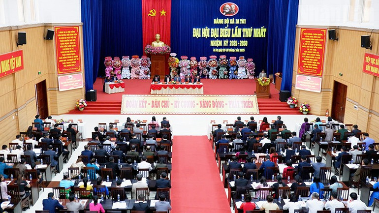 Quang cảnh Đại hội Đảng bộ xã Ia Tơi lần thứ I, nhiệm kỳ 2025-2030. ndo_tr_a2.jpg