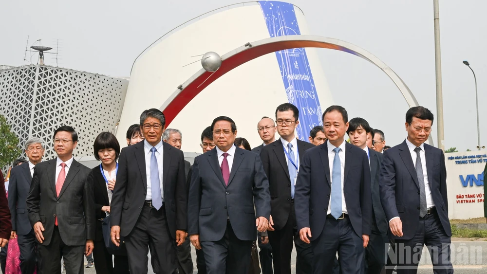 Thủ tướng Phạm Minh Chính tới dự khánh thành công trình Trung tâm Vũ trụ Việt Nam và Khai mạc "Diễn đàn vũ trụ Việt Nam-Nhật Bản 2026: hợp tác cho kỷ nguyên mới".
