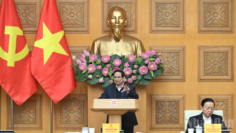 Thủ tướng Phạm Minh Chính phát biểu tại cuộc họp đánh giá tiến độ thực hiện "Chiến dịch Quang Trung".