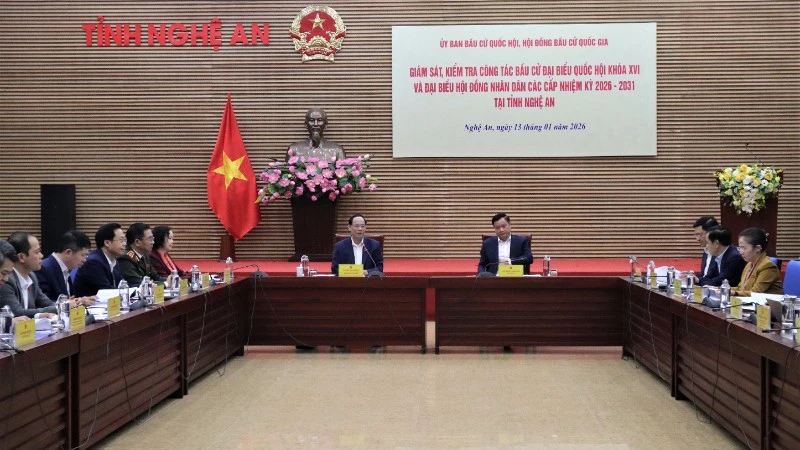 Quang cảnh buổi làm việc.