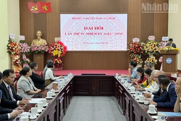 Toàn cảnh Đại hội. 