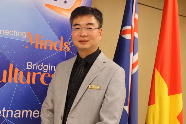 Giáo sư, Tiến sĩ Nghiêm Đức Long, Đại học Công nghệ Sydney-UTS, Chủ tịch Hội Trí thức và Chuyên gia Việt Nam-Australia. (Ảnh: Hội Trí thức và Chuyên gia Việt Nam-Australia cung cấp)