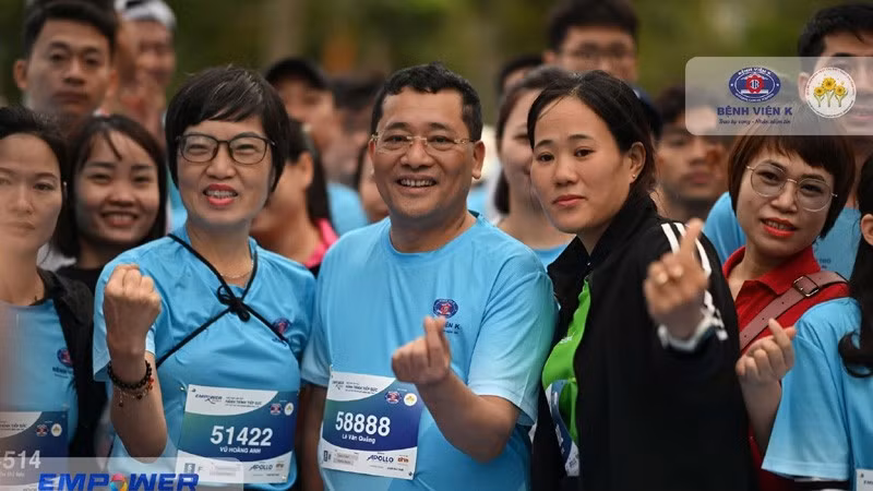 Các vận động viên tham gia Giải chạy “Hành trình Tiếp sức” năm 2024.