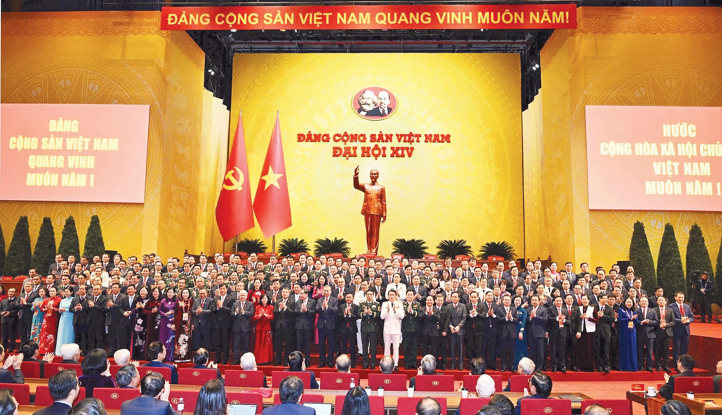 Mùa Xuân Ấn Tượng Gắn Với 40 Năm Đổi Mới: Từ Tăng Trưởng 8% Đến Tầm Nhìn 2045
