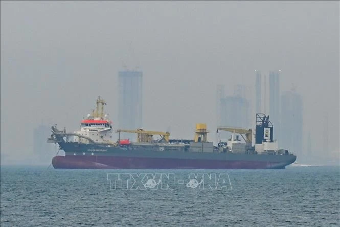 Căng Thẳng Eo Biển Hormuz: Mỹ Cảnh Báo Quân Sự, Iran Đưa 6 Điều Kiện Cứng Rắn