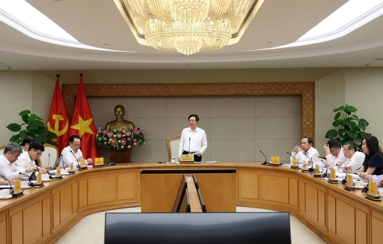 Phó Thủ tướng Nguyễn Văn Thắng chỉ đạo phát triển công nghệ chiến lược và cải cách thủ tục hành chính