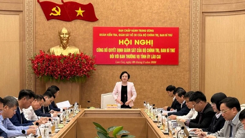 Đoàn kiểm tra giám sát công bố quyết định giám sát Ban Thường vụ Tỉnh ủy Lào Cai