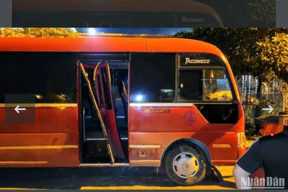 Bé Trần Gia H. (sinh năm 2019) học sinh lớp 4 tuổi tử vong khi bị bỏ quên trên chiếc xe đưa đón học sinh của Trường mầm non Hồng Nhung (thành phố Thái Bình).