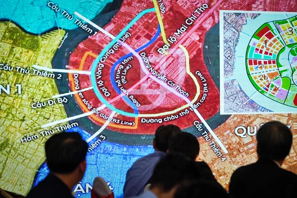 [Ảnh] Hội thảo “Ảnh hưởng của tĩnh không cầu Thủ Thiêm 4 đến tiềm năng phát triển du lịch khu vực Cảng Sài Gòn”