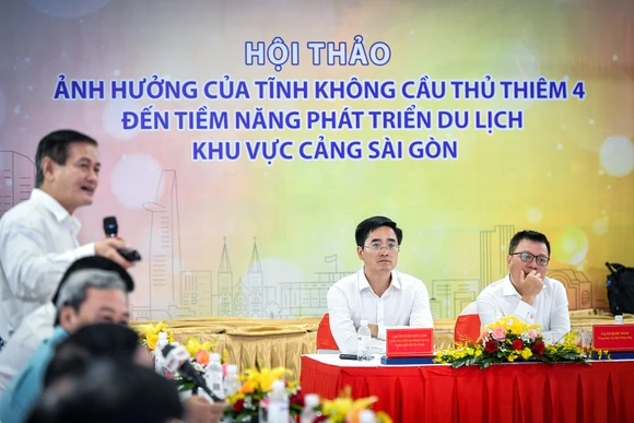 Chiều 18/8, tại Thành phố Hồ Chí Minh, Báo Nhân Dân đã tổ chức hội thảo “Ảnh hưởng của tĩnh không cầu Thủ Thiêm 4 đến tiềm năng phát triển du lịch khu vực cảng Sài Gòn”. (Ảnh: Thành Đạt)