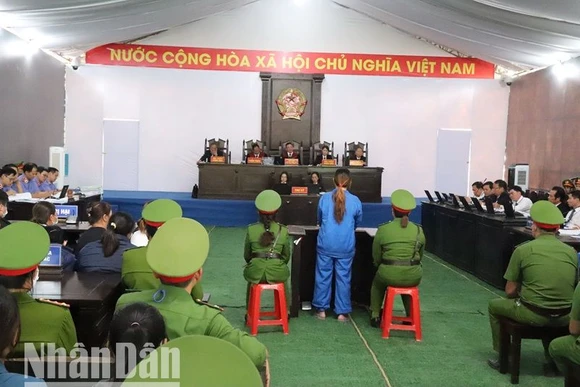 Phiên tòa xét xử vụ án “Khủng bố nhằm chống chính quyền nhân dân; khủng bố; tổ chức cho người khác xuất cảnh, nhập cảnh trái phép; che giấu tội phạm” xảy ra vào ngày 11/6/2023 tại tỉnh Đắk Lắk.