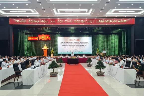 Sơ kết 3 năm thực hiện thí điểm mô hình chính quyền đô thị ở Đà Nẵng.