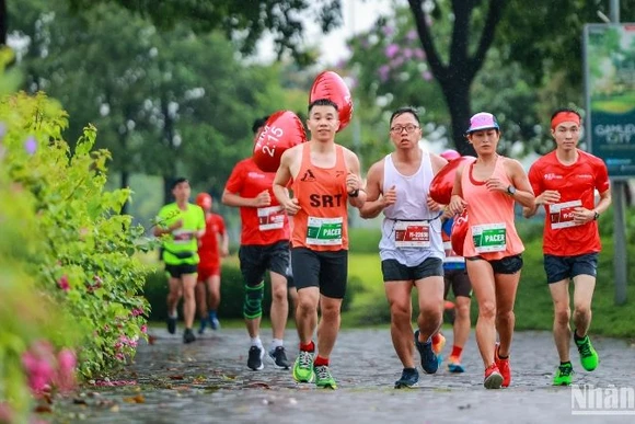 Các vận động viên tham gia giải chạy Press Marathon 2023.