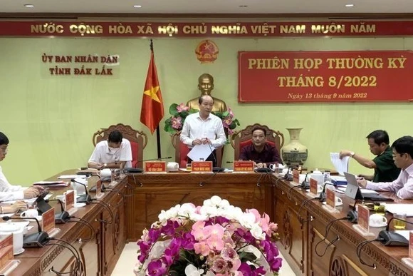 Tại phiên họp, Chủ tịch Ủy ban nhân dân tỉnh Đắk Lắk Phạm Ngọc Nghị chỉ đạo các tổ công tác của tỉnh tăng cường kiểm tra, đôn đốc, tháo gỡ khó khăn cho các chủ đầu tư, nếu các sở, ngành, địa phương nào chậm giải ngân sẽ chuyển vốn cho đơn vị khác.