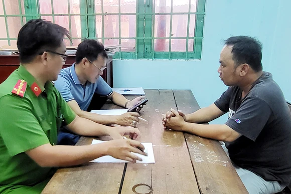 Một đối tượng giả mạo trung tá công an để lừa đảo nhiều phụ nữ bị bắt.