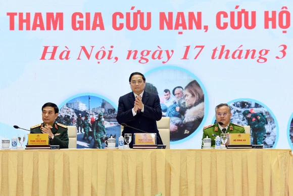 Thủ tướng Phạm Minh Chính chủ trì cuộc gặp mặt và tuyên dương các tập thể, cá nhân trong đoàn công tác của Bộ Công an, Bộ Quốc phòng đã tham gia cứu nạn, cứu hộ tại Thổ Nhĩ Kỳ 
