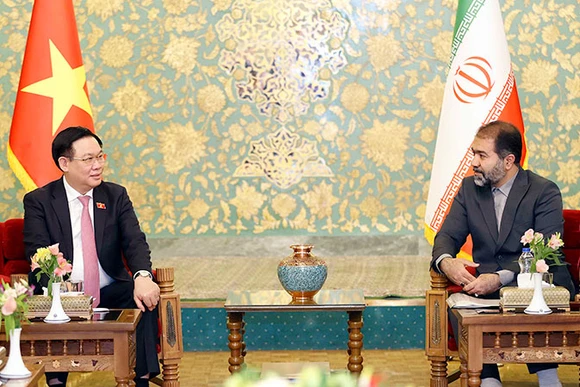 Chủ tịch Quốc hội Vương Đình Huệ kết thúc tốt đẹp chuyến tham dự AIPA-44, thăm chính thức Indonesia và Iran