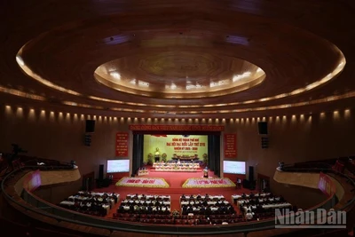 Đại hội Đảng bộ thành phố Huế lần thứ XVII, nhiệm kì 2025-2030 đã chính thức khai mạc sáng nay 3/10/2025. 