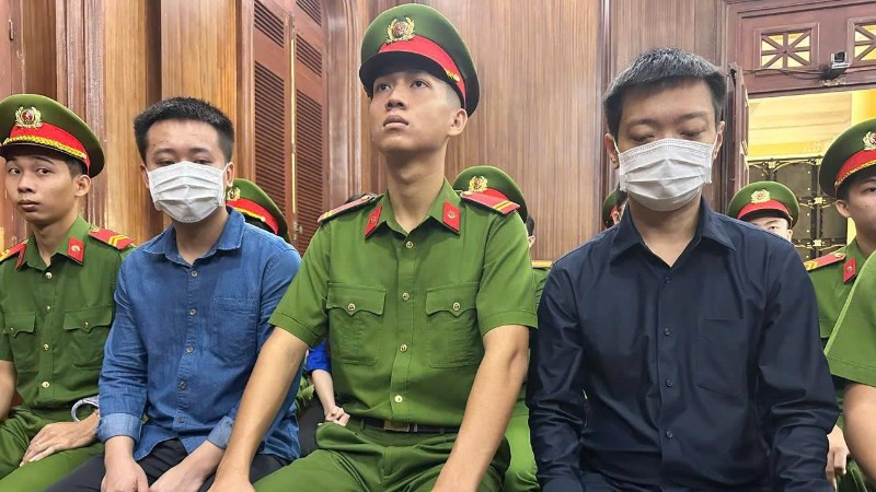 Xét xử vụ lừa dối khách hàng của Quang Linh, Thủy Tiên và Hằng Du Mục | Báo  Nhân Dân điện tử