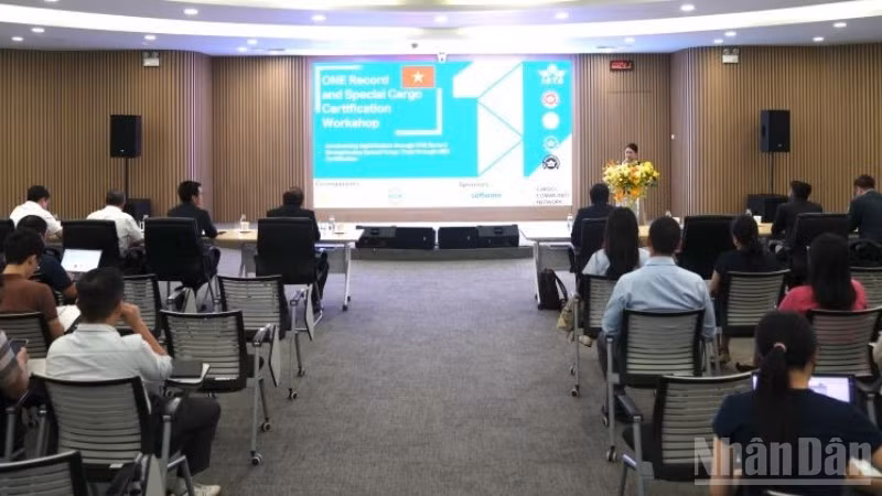 Vietnam Airlines phối hợp Hiệp hội Vận tải Hàng không Quốc tế (IATA) tổ chức Hội thảo Ứng dụng tiêu chuẩn ONE Record và xử lý hàng hóa đặc biệt.