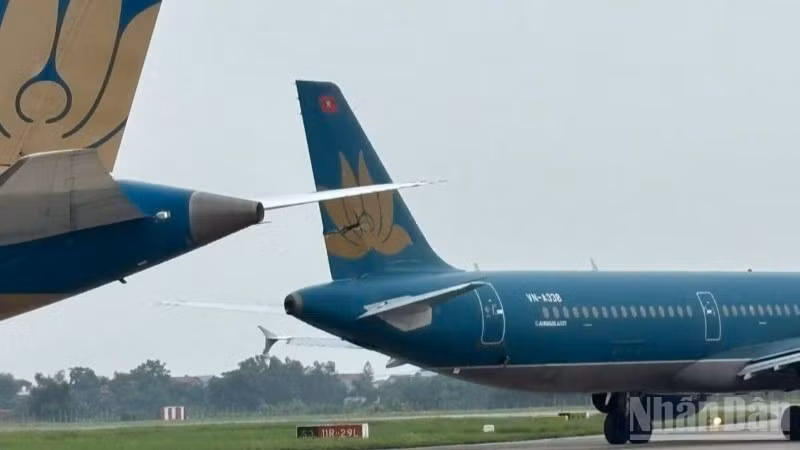 Hai máy bay va chạm tại khu vực nút giao đường lăn S3 và S, Cảng Hàng không quốc tế Nội Bài.