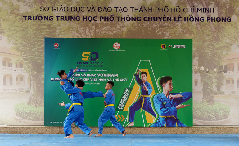 tiet-muc-bieu-dien-vo-vovinam-do-van-dong-vien-chuyen-nghiep-thuc-hien.jpg
