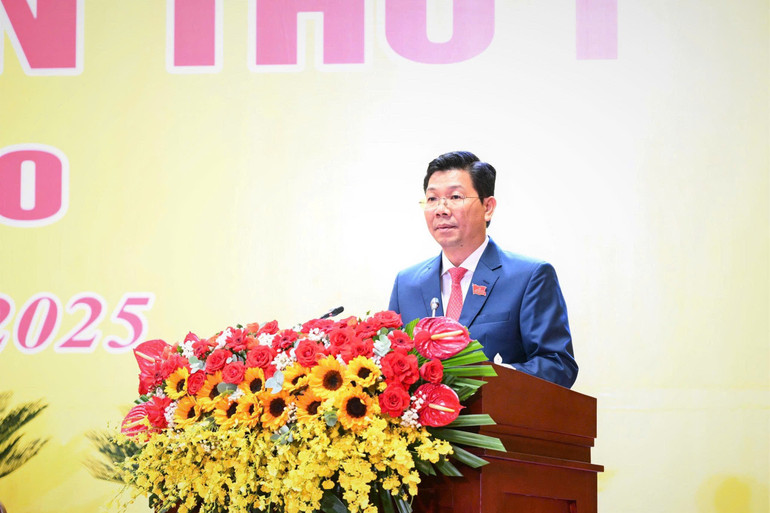 Đồng chí Nguyễn Mạnh Hùng, Phó Bí thư Thường trực Tỉnh ủy, Chủ tịch Hội đồng nhân dân tỉnh Tây Ninh điều hành phiên trù bị. img-2890.jpg