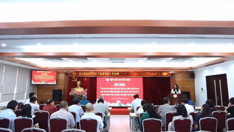 Hội Luật gia Việt Nam tổ chức Hội nghị phát động triển khai Cuộc thi chính luận về bảo vệ nền tảng tư tưởng của Đảng.