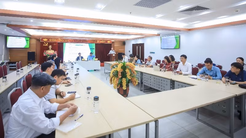 Các đại biểu tập trung nghiên cứu sâu các nội dung của Kết luận 09.