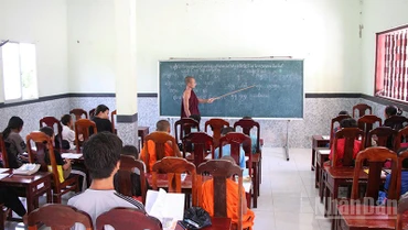 Lớp học hè ở Chùa PôthiVongsa ấp 4, xã Xà Phiên,