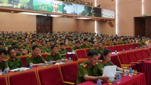 Đợt tập huấn quy mô lớn.