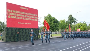 Lực lượng làm nhiệm vụ A80 của Quân khu 5 luyện tập.