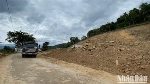 Dự án quốc lộ 28B.