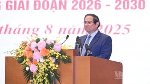 Thủ tướng Chính phủ Phạm Minh Chính phát biểu ý kiến tại Hội nghị. (Ảnh: TRẦN HẢI)