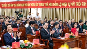 Chủ tịch Quốc hội dự Lễ công bố Nghị quyết sáp nhập đơn vị hành chính ở Cần Thơ. (Ảnh: TTXVN)