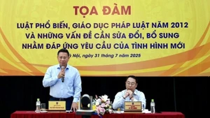 Thứ trưởng Tư pháp Nguyễn Thanh Ngọc phát biểu khai mạc Tọa đàm. (Ảnh: TH)