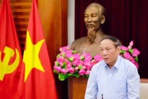 Đồng chí Nguyễn Văn Hùng, Ủy viên Trung ương Đảng, Bộ trưởng Văn hóa, Thể thao và Du lịch phát biểu tại phiên họp. (Ảnh: Bộ Văn hóa, Thể thao và Du lịch cung cấp)