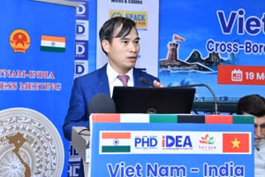 Ông Bùi Trung Thướng – Tham tán Thương mại, Trưởng Thương vụ Việt Nam tại Ấn Độ phát biểu tại Diễn đàn “Thương mại điện tử xuyên biên giới Việt Nam-Ấn Độ”.
