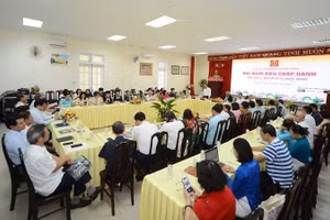 Toàn cảnh hội nghị.