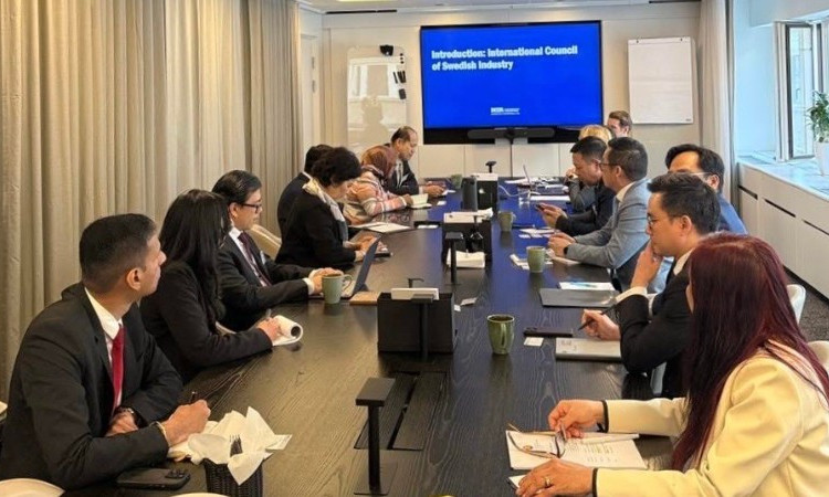 Quang cảnh cuộc họp giữa Nhóm các Đại sứ ASEAN tại Stockholm (ACS) và Hội đồng Công nghiệp Thụy Điển quốc tế. (Ảnh do Đại sứ quán Việt Nam tại Thụy Điển cung cấp)