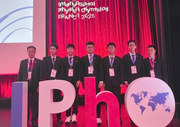 Đội tuyển quốc gia Việt Nam tham dự IPhO 2025. 