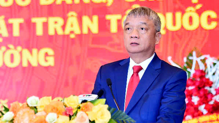 Trung tướng Nguyễn Quang Ngọc, Ủy viên Trung ương Đảng, Phó Tổng Tham mưu trưởng Quân đội nhân dân Việt Nam công bố các quyết định. img-20250630090611.jpg