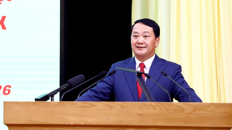 B&iacute; thư Tỉnh ủy Tuy&ecirc;n Quang Hầu A Lềnh cảm ơn sự tin tưởng v&agrave; những &yacute; kiến t&acirc;m huyết của cử tri tại hội nghị.